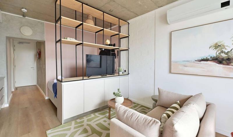 1 Bedroom Property for Sale in Sea Point Western Cape